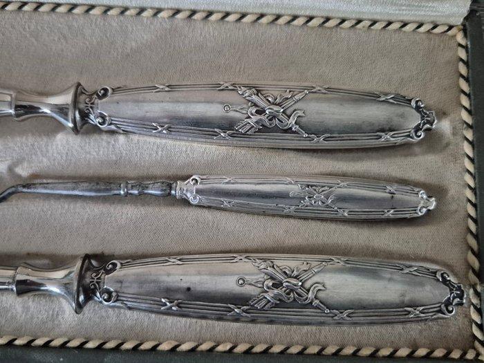 Napoleon III Toiletset (3) - .950 zilver - Ensemble trekt, Antiek en Kunst, Antiek | Zilver en Goud