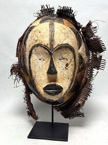 Ngon Tang masker - Giftand - Gabon (Zonder Minimumprijs)