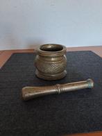 Vijzel en stamper - Gepatineerd brons - India 18e eeuw