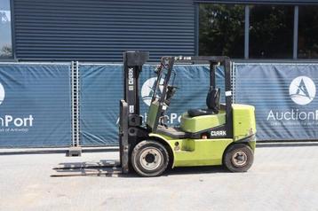 Veiling: Heftruck Clark CGP25H Diesel 2100kg 4.8m beschikbaar voor biedingen