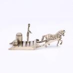 NO RESERVE - J. Niekerk - Paard met vrachtslee - Beeldje -