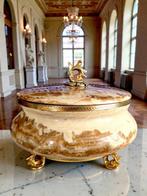 Doos - 1950s - Italië - ornamentele vergulde bronzen details