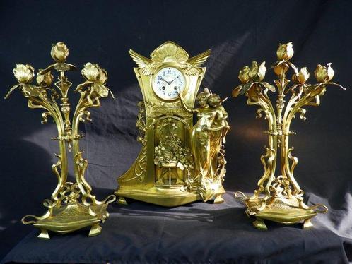 Horloge  (3) -  Art nouveau Bronze - 1850-1900 - Garniture, Antiek en Kunst, Antiek | Meubels | Stoelen en Sofa's