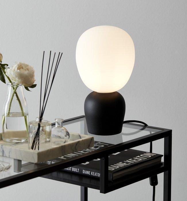 Belid - Joakim Fihn - Tafellamp - Buddy - Zwart - Opaline, Antiek en Kunst, Antiek | Verlichting