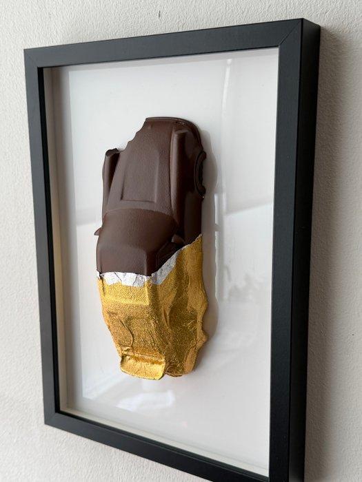 Henevor - Porsche 911 Singer Chocolate bar | Handpainted, Antiek en Kunst, Kunst | Designobjecten