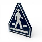 Japans vintage metalen verkeersbord – oversteekplaats -
