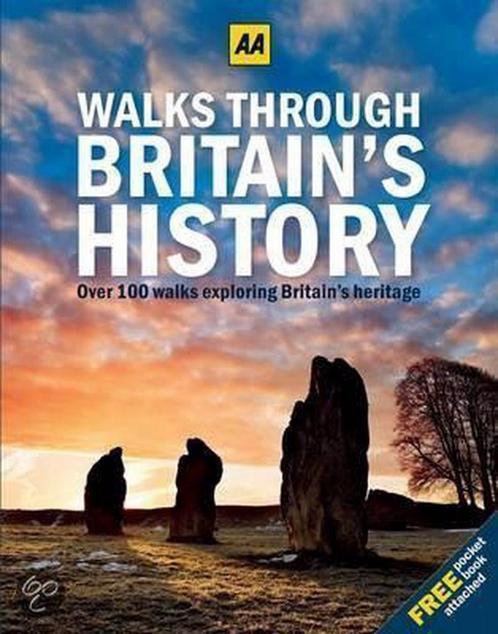 Walks Through Britains History (with Free Pocket Edition), Livres, Livres Autre, Envoi