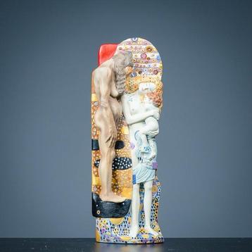 Figure - 3 Ages of a woman - Parastone