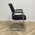 Tweedehands vergaderstoel, zwarte stoffering - chroom, Huis en Inrichting, Stoelen, Gebruikt, Zwart, Eén