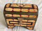 Sieradendoos - Geldkist met kamelen bot - Been, hout, hars -