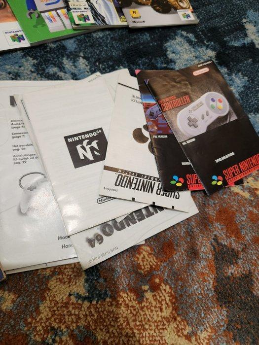 Nintendo - Snes - Big lot of NES, SNES & N64 Booklets -, Games en Spelcomputers, Spelcomputers | Overige Accessoires
