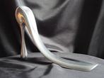 Manolo BLahnik - Beeld, Shoe fashion - 18.3 cm - Aluminium -, Huis en Inrichting, Nieuw