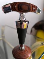 Kurkentrekker (3) - Set met kurkentrekker en kurk met sokkel, Antiek en Kunst