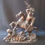 sculptuur, Battle of knights on horseback, in the manner of, Antiek en Kunst, Antiek | Keramiek en Aardewerk