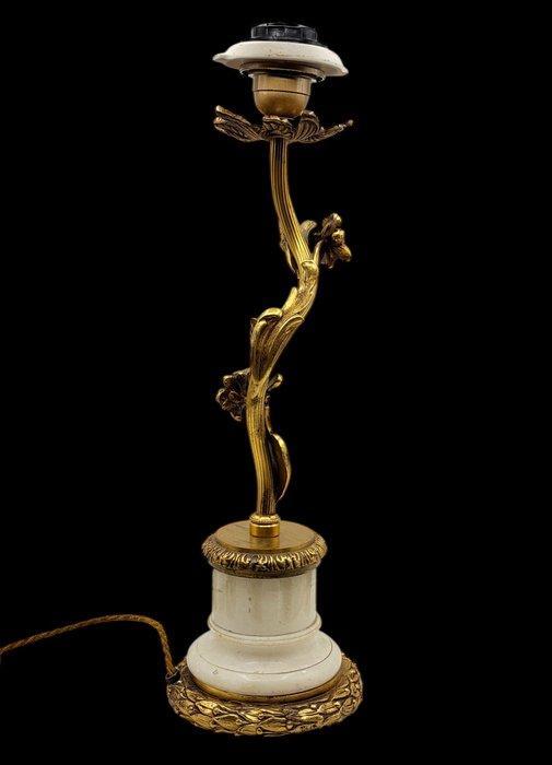 Lampe de table - Marbre de Carrare - Branche aux feuilles, Antiquités & Art, Curiosités & Brocante