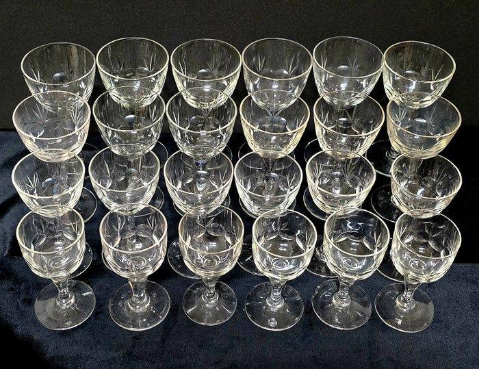 Verrerie Doyen - Drinkservies - verre en cristal - 24, Antiquités & Art, Antiquités | Meubles | Tables