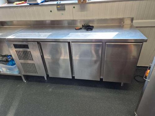 Inox 3-deurs koelwerkbank SAGI KUB-OP4T1, Huis en Inrichting, Keuken | Keukenbenodigdheden, Ophalen