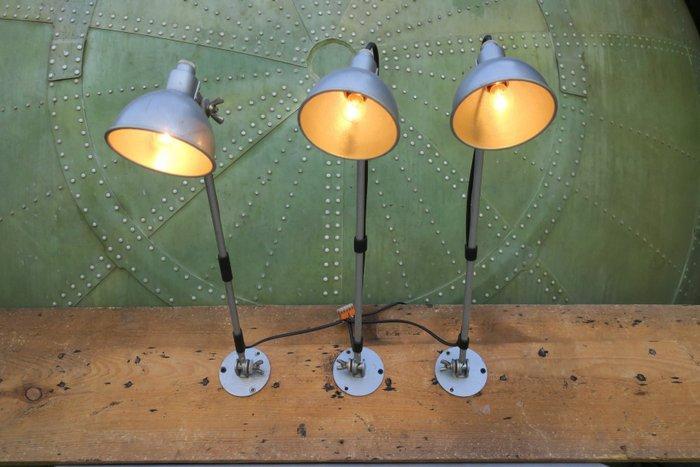 Lampadaire - Acier, Aluminium - Lampes industrielles dusine, Antiquités & Art, Antiquités | Éclairage