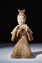 Oud Chinees, Tang-dynastie Pottenbakkersfiguur van een, Antiek en Kunst