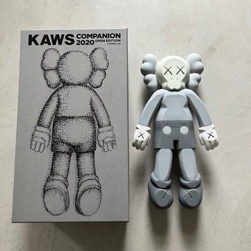 Kaws (1974) - Companion Grey (flat face), Antiek en Kunst, Kunst | Schilderijen | Modern