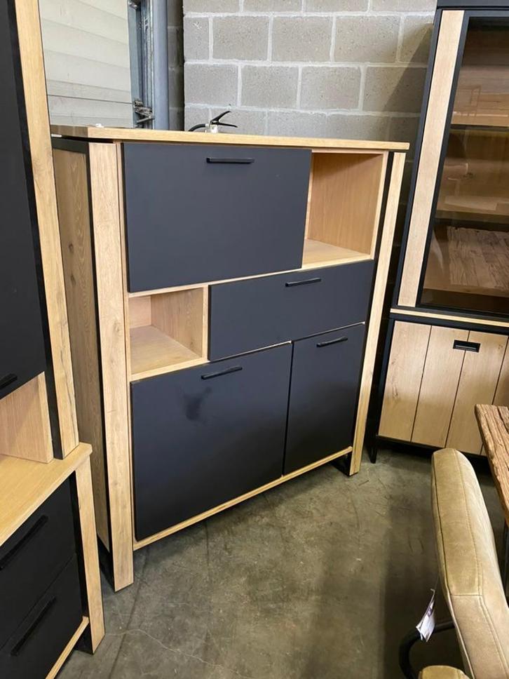 Masso highboard oak beach (nieuw, outlet), Huis en Inrichting, Kasten | Wandmeubels, Nieuw, Overige houtsoorten, Metaal