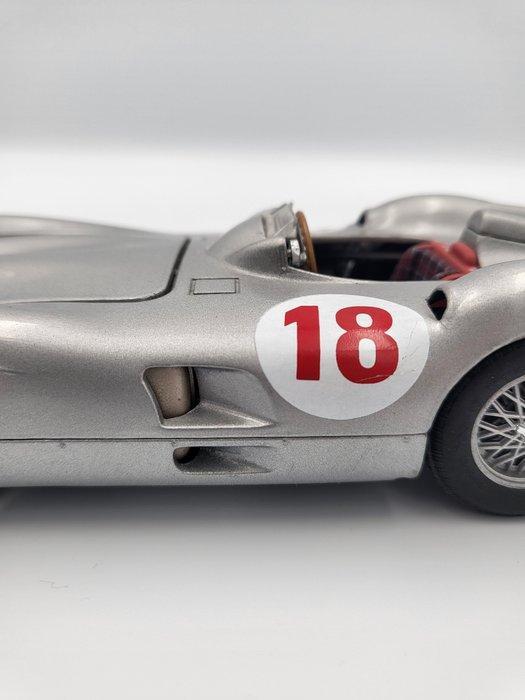 Franklin Mint 1:24 - Modelauto - Mercedes-Benz W196R 1954, Hobby en Vrije tijd, Modelauto's | 1:5 tot 1:12