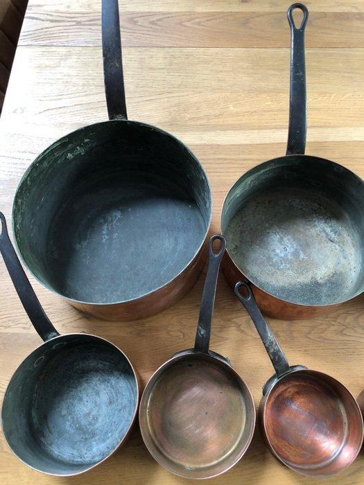 Kookpottenset (8) - Koper, Antiek en Kunst, Antiek | Keukengerei