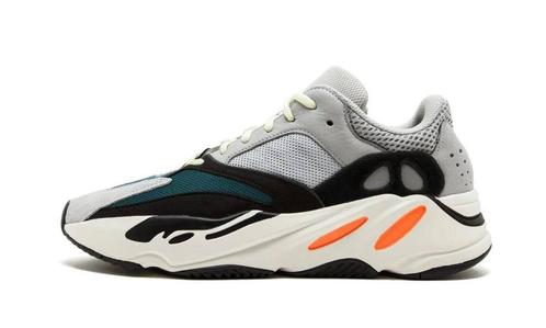 Adidas Yeezy Boost 700 Waverunner - Maat 42 EU, Kleding | Heren, Schoenen, Ophalen of Verzenden