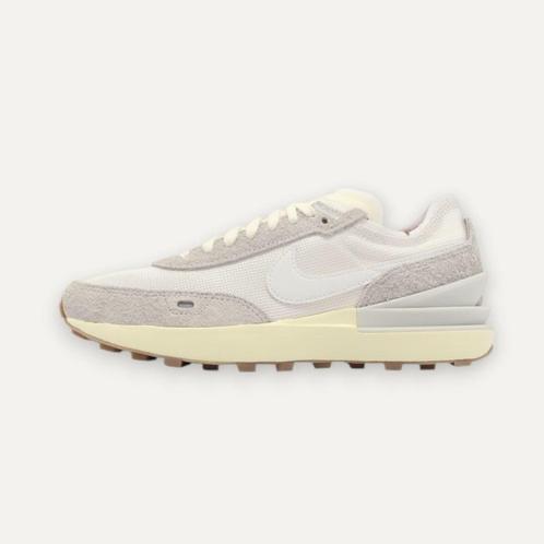 Nike Waffle One Vintage Sail Photon Dust, Kleding | Heren, Schoenen, Sneakers, Zo goed als nieuw, Verzenden