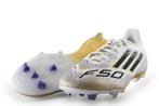 Adidas voetbalschoenen in maat 39 Wit | 25% korting, Kinderen en Baby's, Adidas, Verzenden, Jongen of Meisje, Zo goed als nieuw