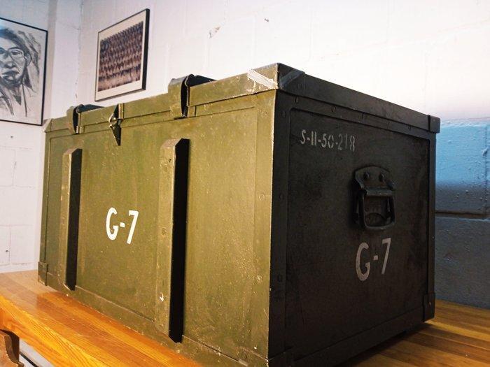 Krat - Grote militaire kist - Hout, Metaal, Antiek en Kunst, Antiek | Wandborden en Tegels