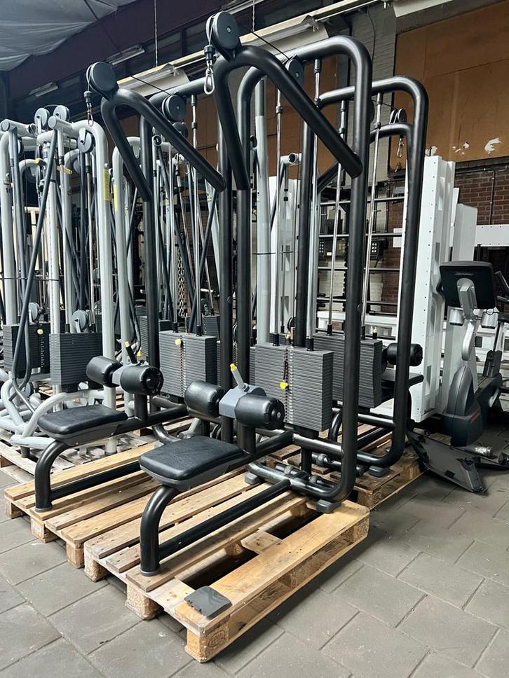 Technogym Lat Pulldown Element, Sport en Fitness, Fitnessmaterialen, Overige typen, Ophalen of Verzenden