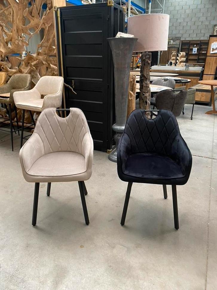 Mories armstoel velvet (nieuw, A-keuze), Huis en Inrichting, Stoelen, Nieuw, Metaal, Stof