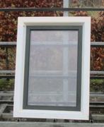 pvc raam , chassis van 76 x 106  creme / creme - dennegroen, Nieuw