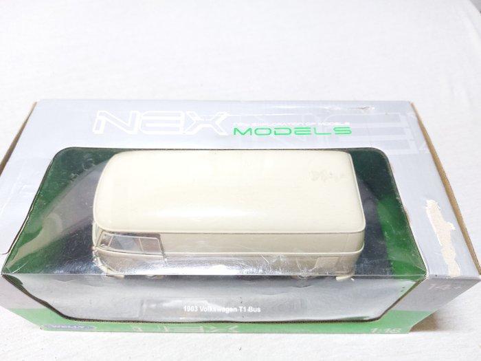 Welly 1:18 - Model bestelwagen - 1963 Volkswagen T1 Bus, Hobby en Vrije tijd, Modelauto's | 1:5 tot 1:12