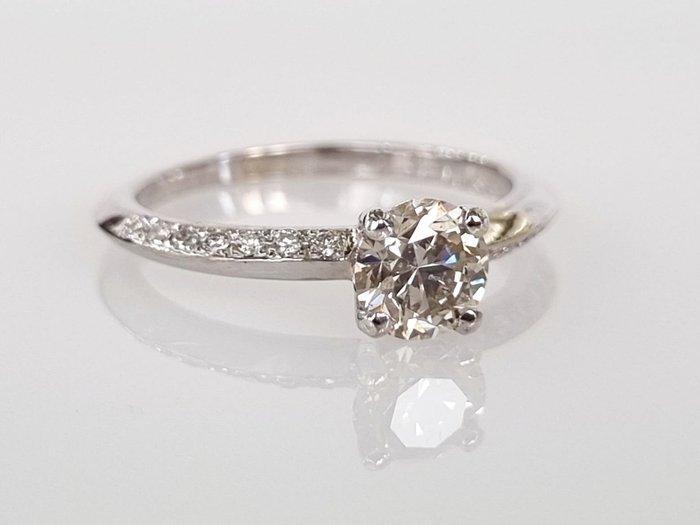 Bague de fiançailles - 18 carats Or blanc - 0.84ct. tw., Bijoux, Sacs & Beauté, Bijoux anciens