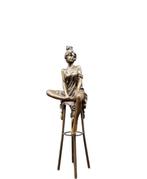 Beeld, Bronze Lady on Barstool - 29 cm - Brons