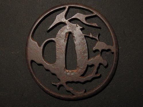 Katana - Fer forgé - Crane & Pine Sukashi Tsuba : C4-993 -, Antiek en Kunst, Antiek | Overige Antiek