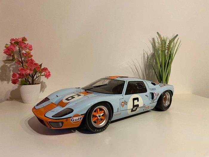 Altaya 1:8 - Modelauto - Ford Gt 40, Hobby en Vrije tijd, Modelauto's | 1:5 tot 1:12
