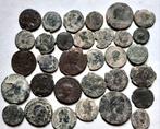 Romeinse Rijk - Collection of 32 coins, mostly Late Roman, Postzegels en Munten