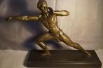 Sculpture, cast metal sculpture of semi nude athlete - 47 cm, Antiek en Kunst