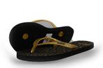 Decathlon Slippers in maat 33 Goud | 5% extra korting, Kinderen en Baby's, Kinderkleding | Schoenen en Sokken, Verzenden, Jongen of Meisje