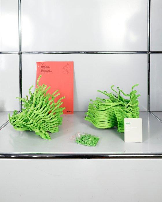 Decoratief ornament - Vitra - Algen - Groen - Zwitserland, Antiek en Kunst, Antiek | Meubels | Stoelen en Sofa's