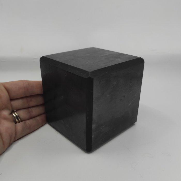 Shungiet Kubus - Breedte: 8 cm- 1310 kg - (1), Verzamelen, Mineralen en Fossielen