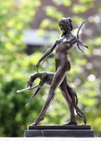Beeld, diana met windhond - 32 cm - bronze marble, Antiek en Kunst