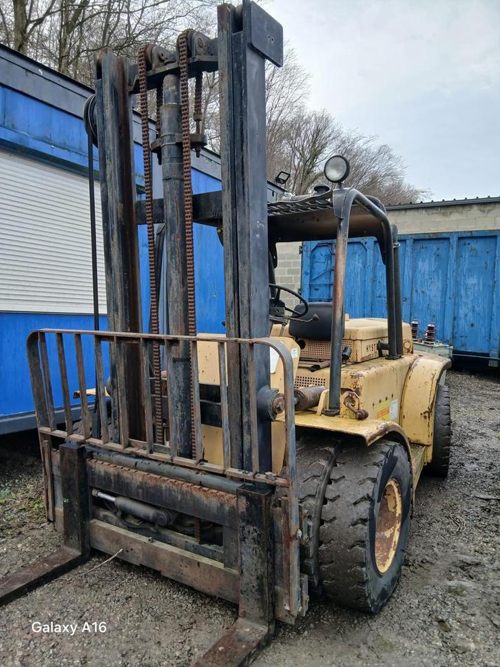 CHARIOT  ELEVATEUR, Zakelijke goederen, Machines en Bouw | Heftrucks en Intern transport, Ophalen