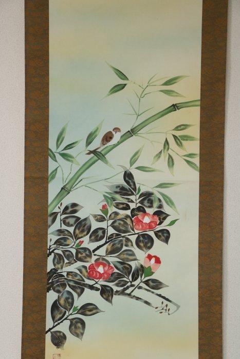 Rouleau suspendu (kakejiku) - Fleurs de camélia et un petit, Antiek en Kunst, Antiek | Overige Antiek