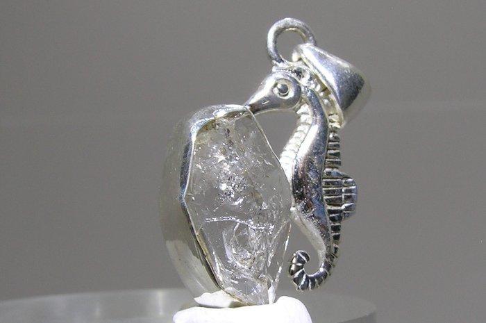 Herkimer Hanger - Hoogte: 31 mm - Breedte: 17 mm- 4.5 g -, Verzamelen, Mineralen en Fossielen