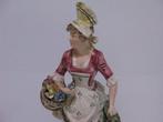 vieux paris - Inconnu - Sculpture, la dame au panier - 22 cm, Antiek en Kunst
