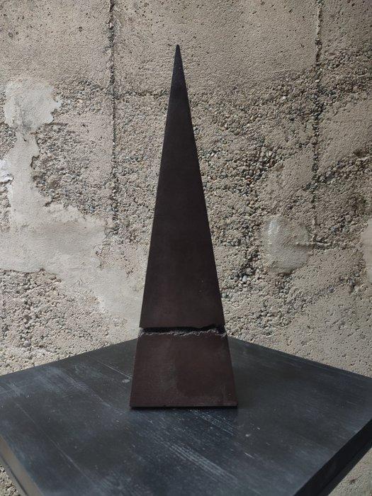 EDIZIONE LIMITATA, ASCENT, Obelisk, versione bronzo., Antiek en Kunst, Kunst | Designobjecten